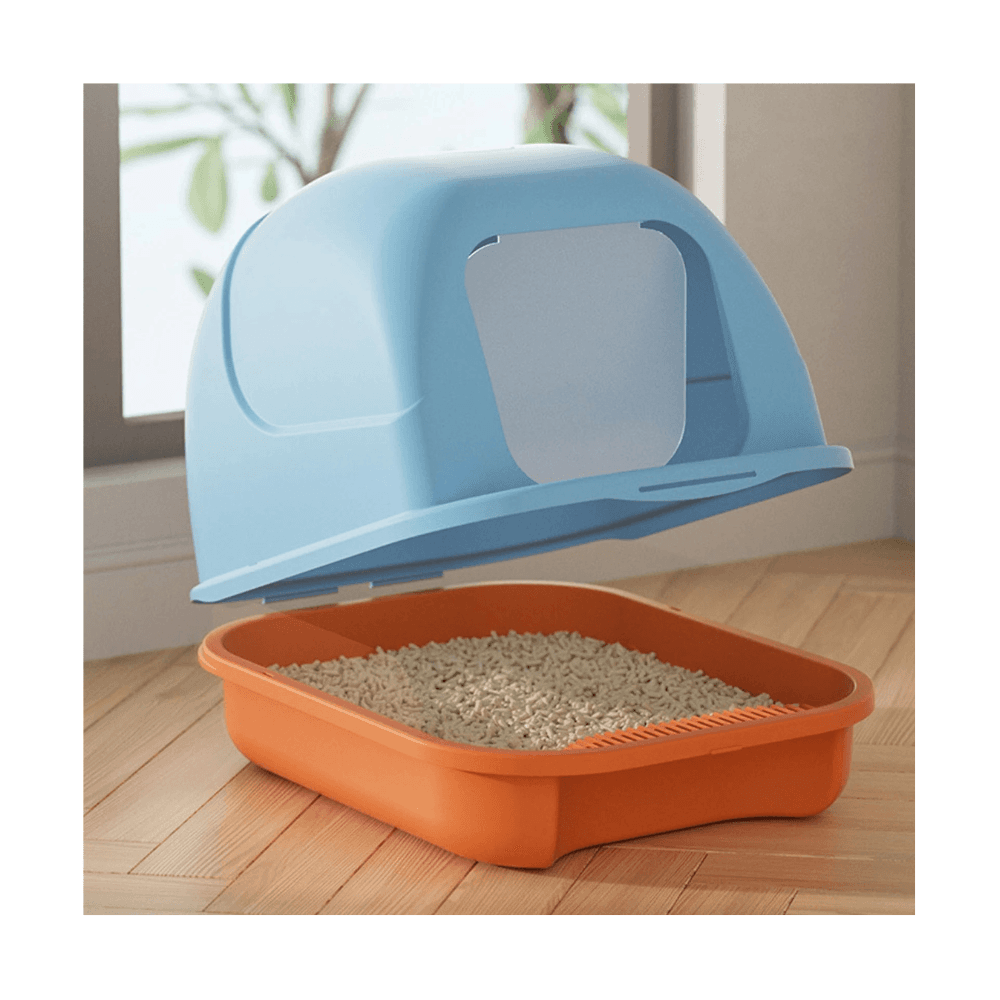 Fully Closed Cat Litter Box with Proper Ventilation and Cat-Shaped Handle